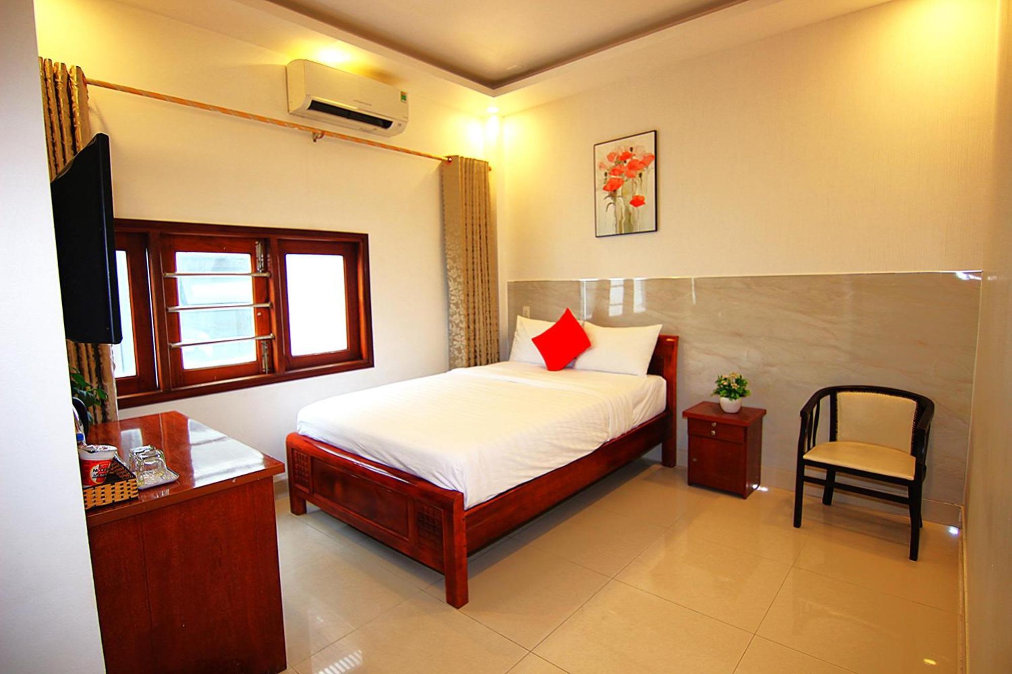 Khanh Vinh Hotel Дананг Екстериор снимка
