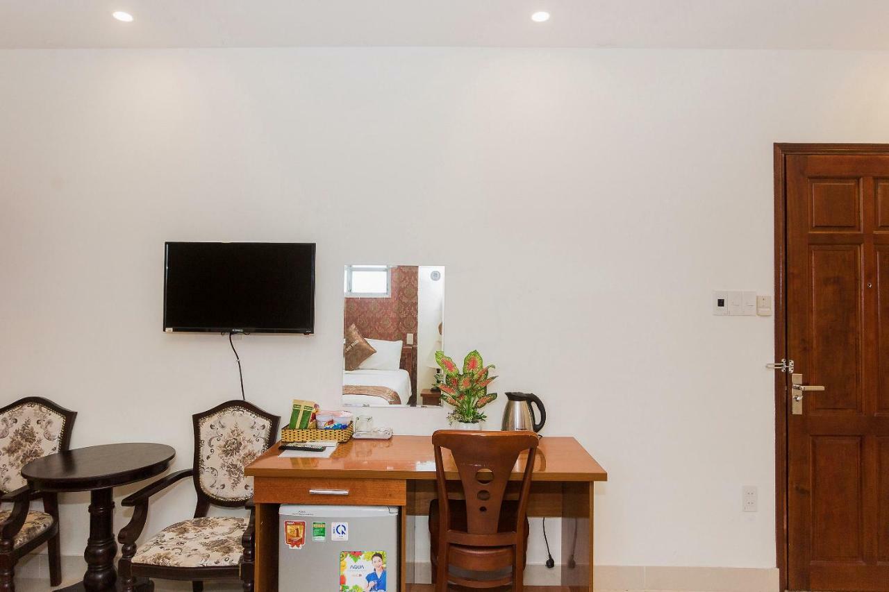 Khanh Vinh Hotel Дананг Екстериор снимка